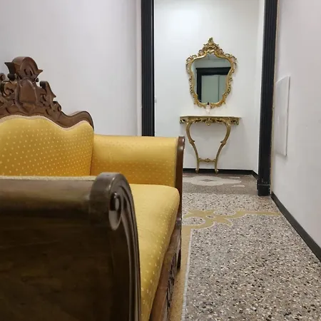 Apartament Gente Di Mare - Palazzo Gropallo, Brignole *