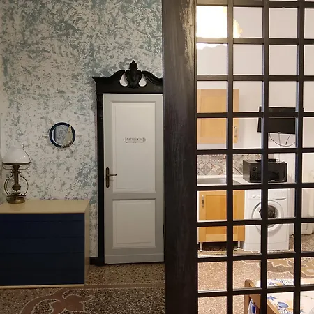 Gente Di Mare - Palazzo Gropallo, Brignole *